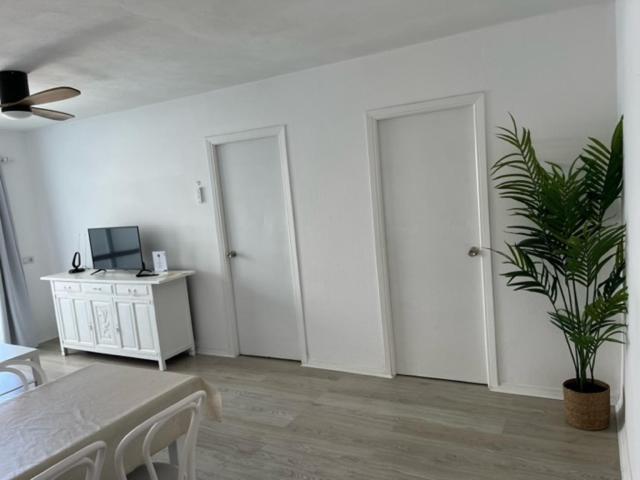 Apartamentos Cana Sofia กาลายองกา ภายนอก รูปภาพ